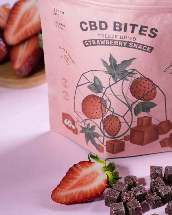 Cannabites - Gefriergetrockneter Erdbeersnack mit Hanfblüten (60pc, 300mg)